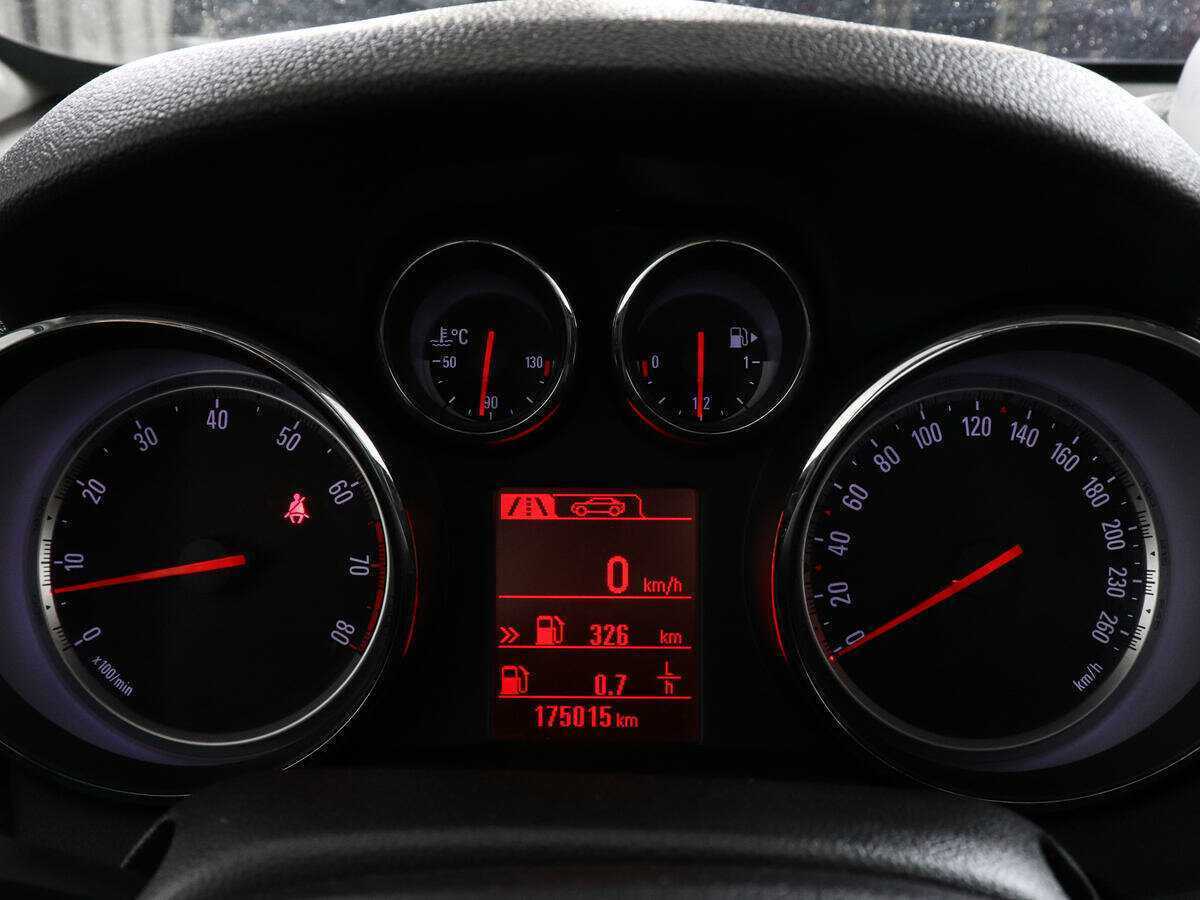 Опель Мокка б/у, 2014, Механическая. Фото: #6