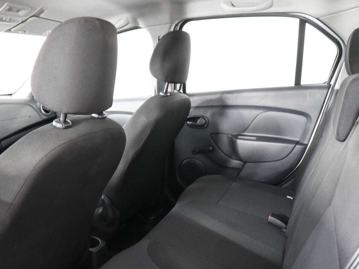 Рено Логан б/у, 2019, Автоматическая. Фото: #11