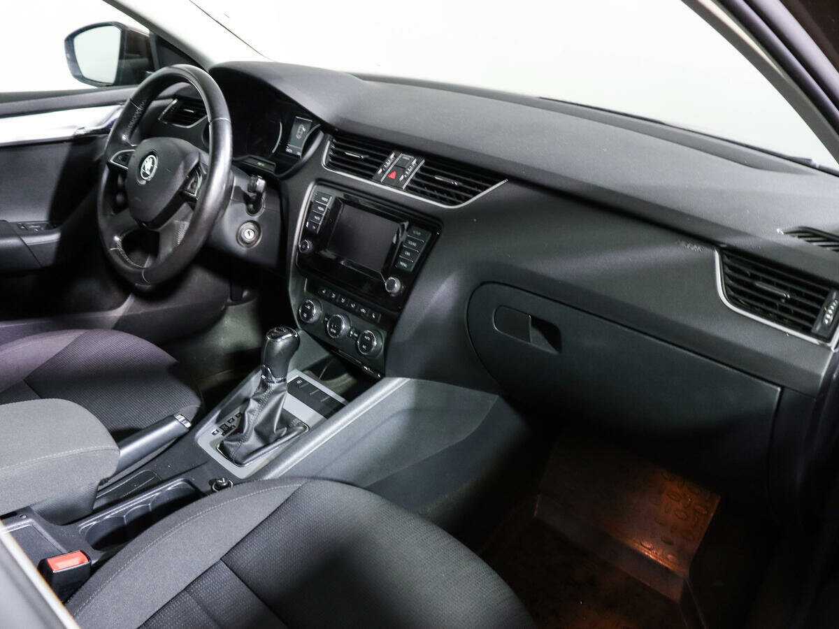 Шкода Октавия б/у, 2014, Роботизированная. Фото: #8