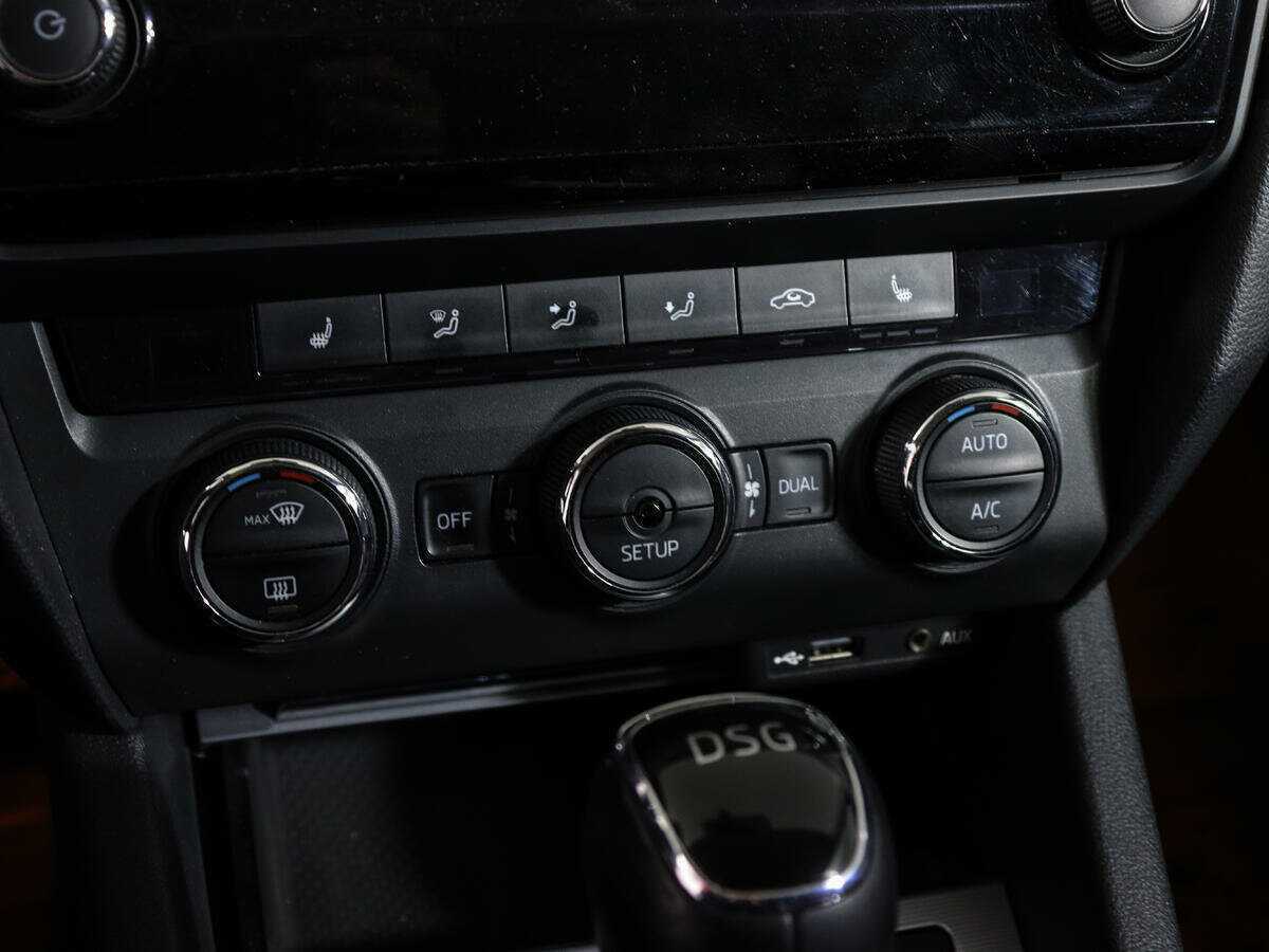 Шкода Октавия б/у, 2014, Роботизированная. Фото: #17