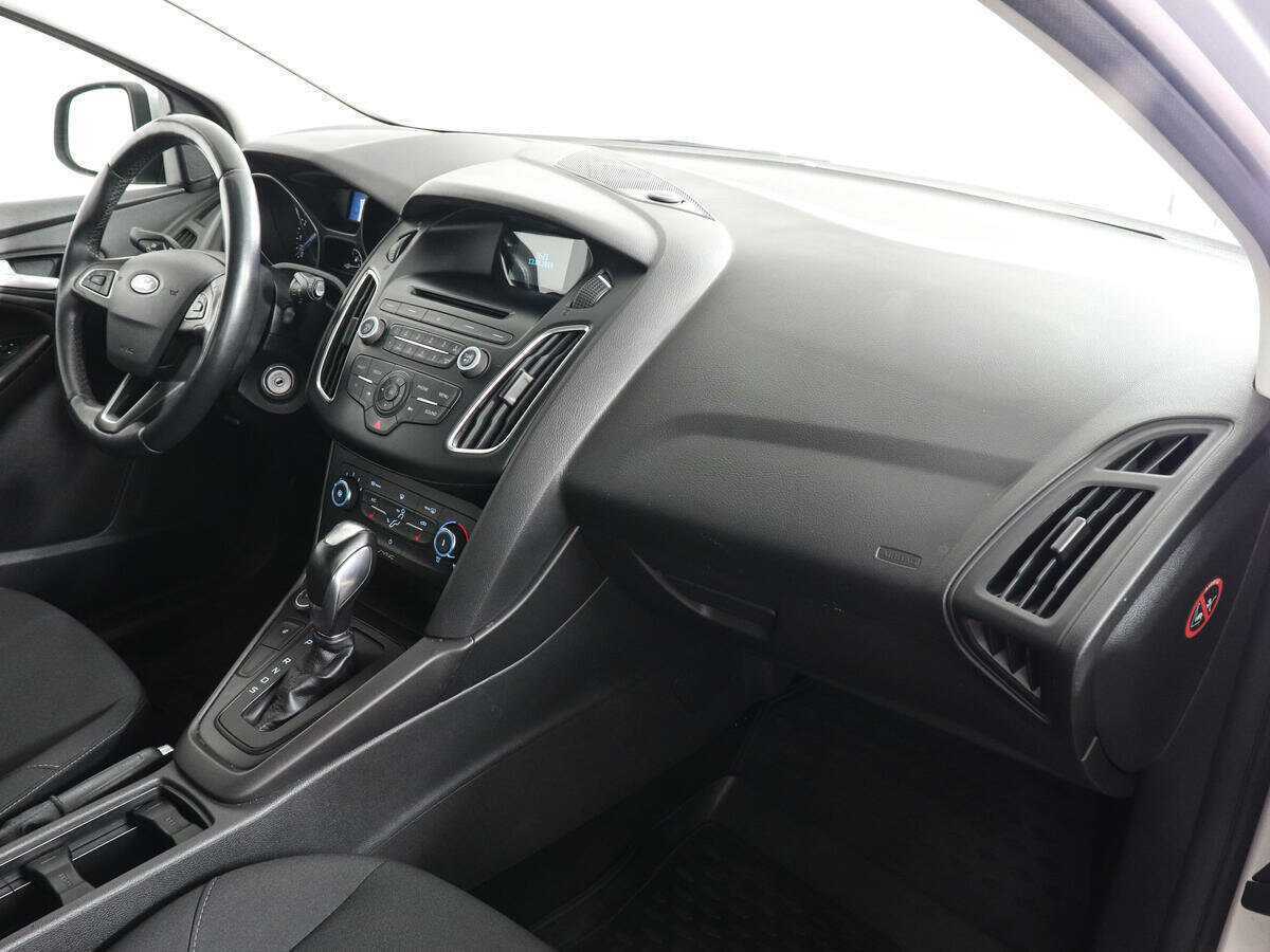 Форд Фокус б/у, 2017, Роботизированная. Фото: #7