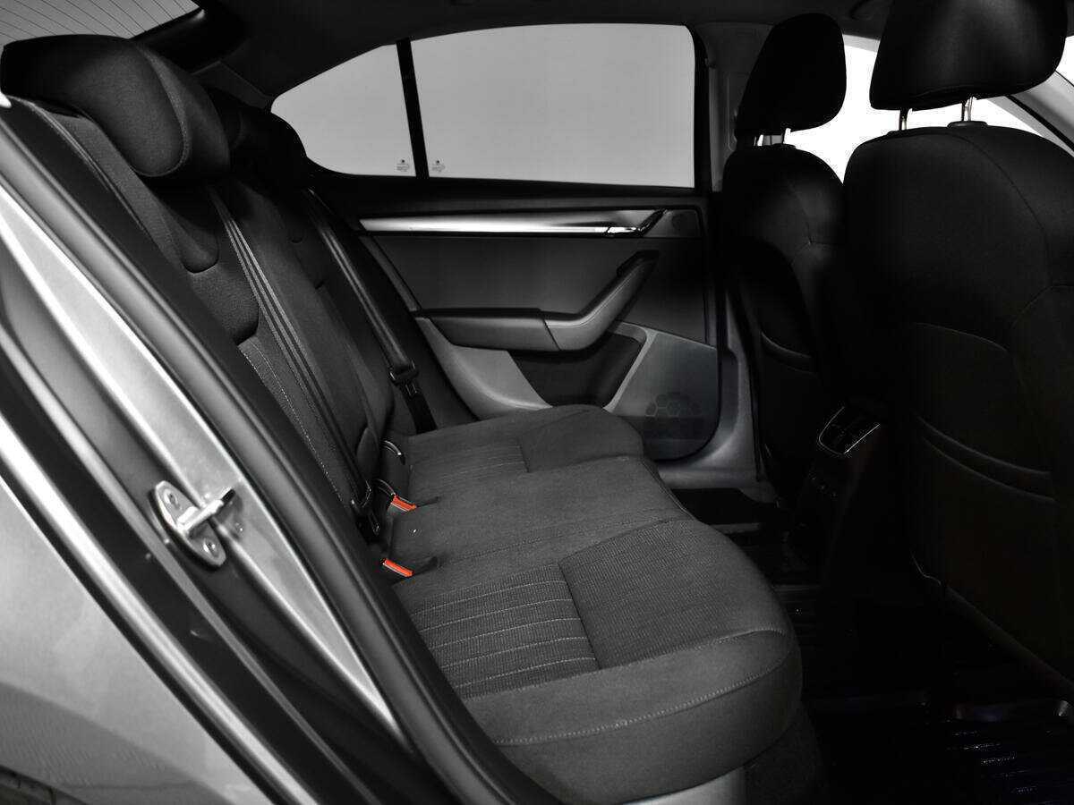 Шкода Октавия б/у, 2019, Роботизированная. Фото: #9