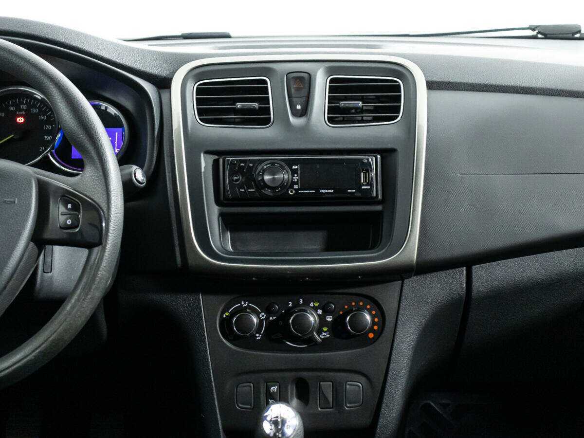 Рено Сандеро б/у, 2018, Механическая. Фото: #12