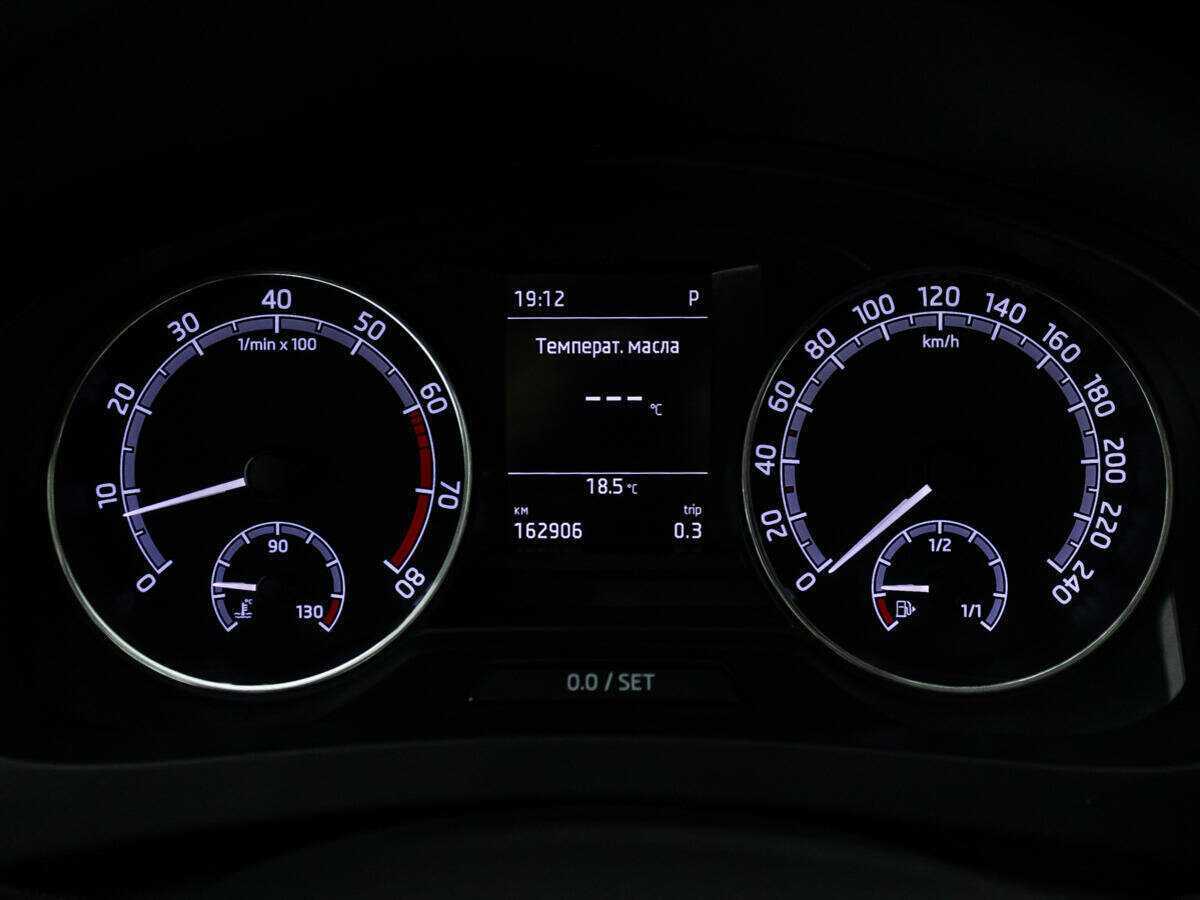 Шкода Рапид б/у, 2017, Роботизированная. Фото: #11