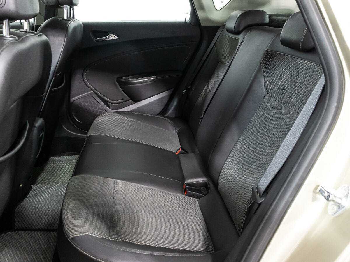 Опель Астра б/у, 2012, Автоматическая. Фото: #9