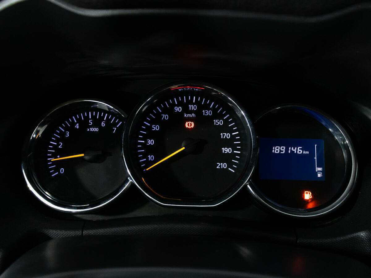 Рено Дастер б/у, 2016, Механическая. Фото: #11