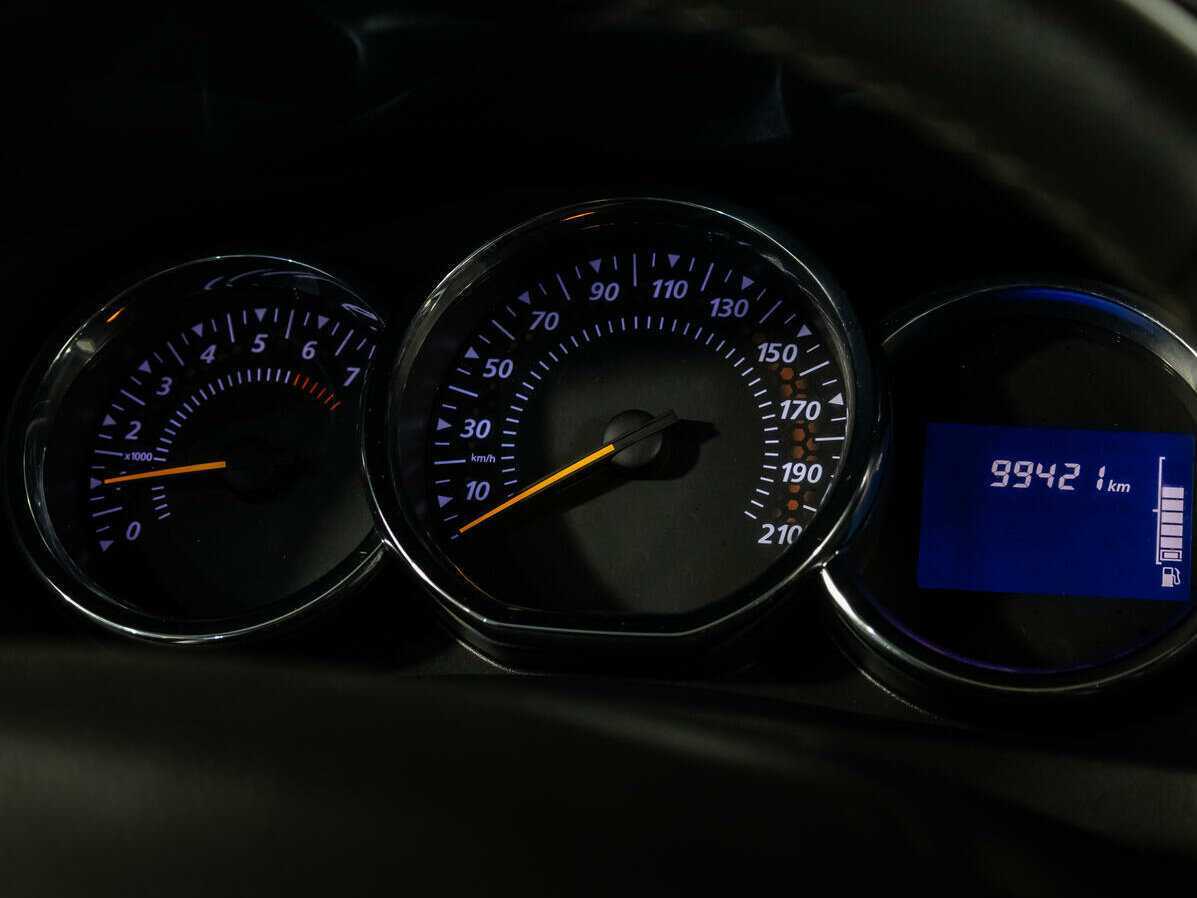 Рено Сандеро б/у, 2017, Механическая. Фото: #10