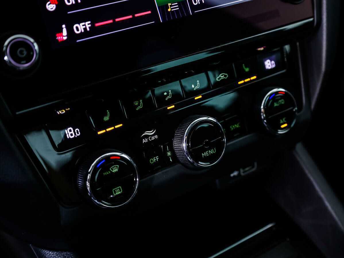 Шкода Октавия б/у, 2018, Роботизированная. Фото: #13