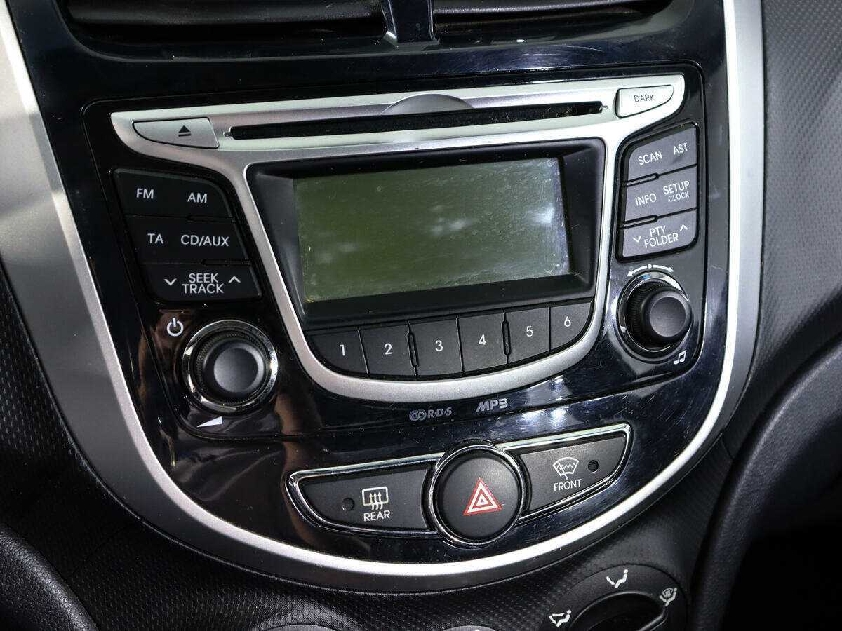 Хендай Солярис б/у, 2014, Механическая. Фото: #17