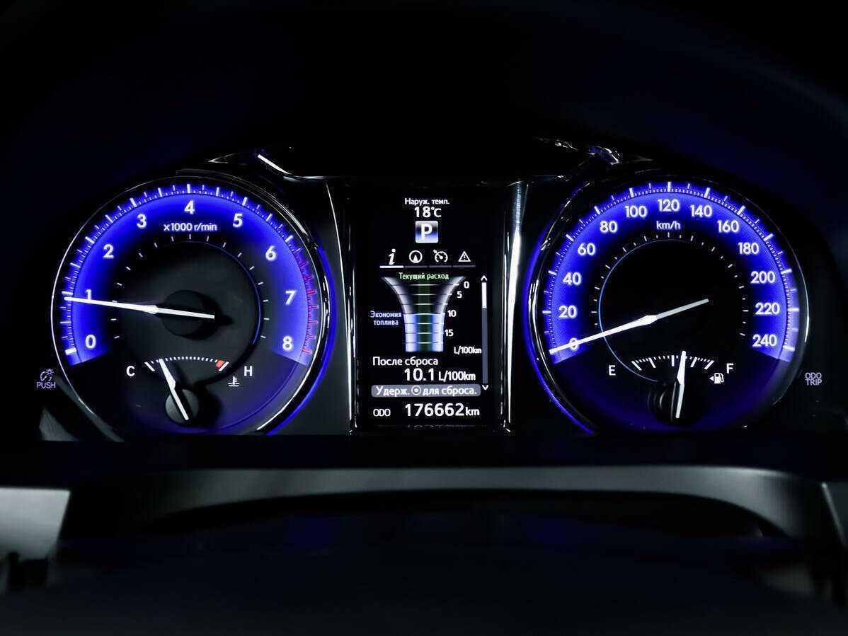 Тойота Камри б/у, 2015, Автоматическая. Фото: #9