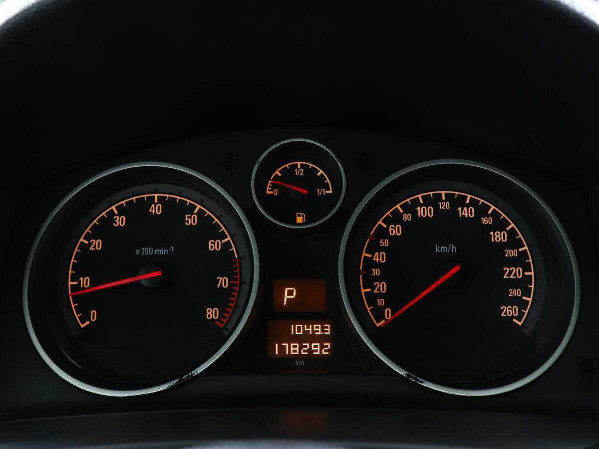 Опель Астра б/у, 2012, Автоматическая. Фото: #6