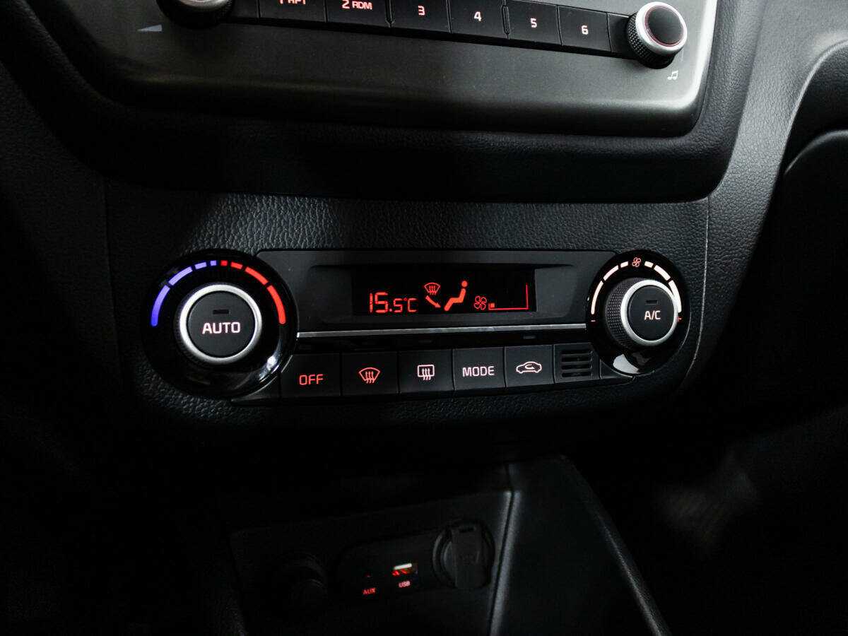 Киа Рио б/у, 2017, Механическая. Фото: #15