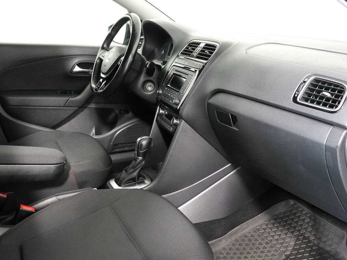 Фольксваген Поло б/у, 2017, Автоматическая. Фото: #6