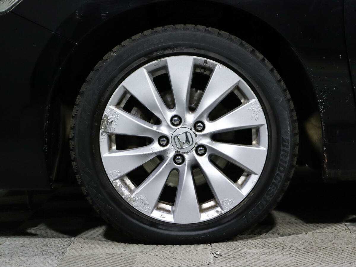 Хонда Аккорд б/у, 2013, Автоматическая. Фото: #12