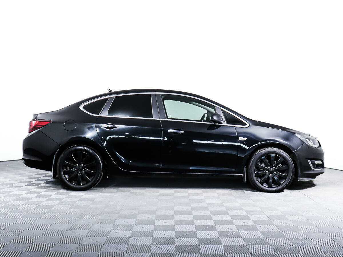 Опель Астра б/у, 2013, Автоматическая. Фото: #2