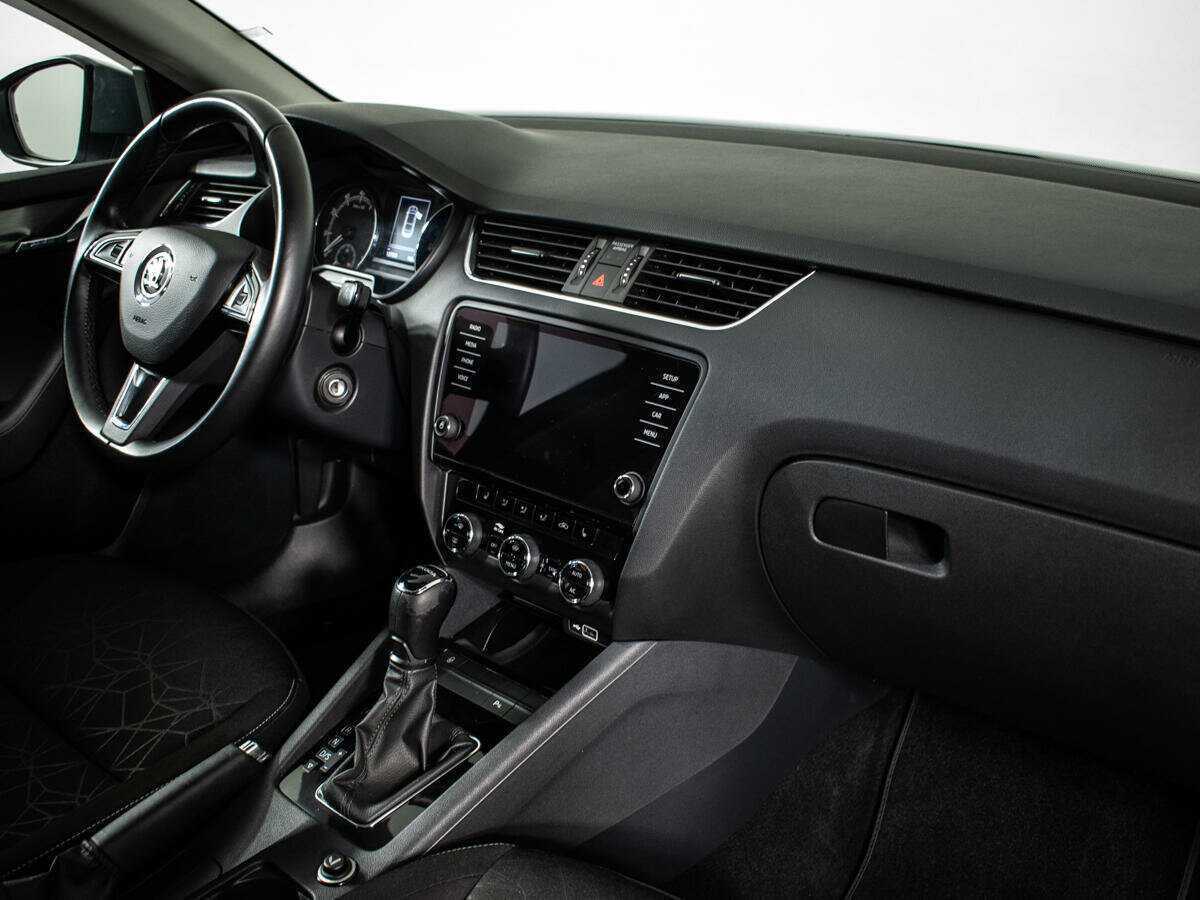 Шкода Октавия б/у, 2018, Автоматическая. Фото: #8