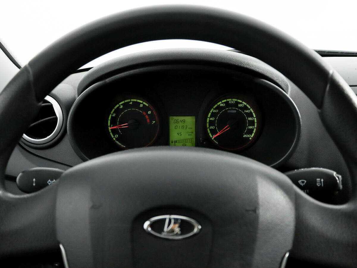 Лада (ВАЗ) Калина б/у, 2015, Механическая. Фото: #14