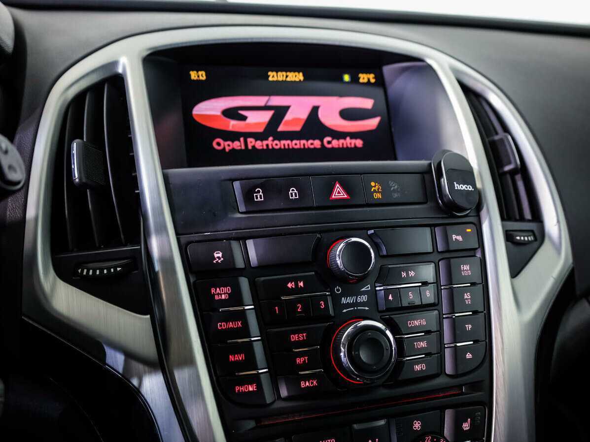 Опель Астра б/у, 2012, Автоматическая. Фото: #12