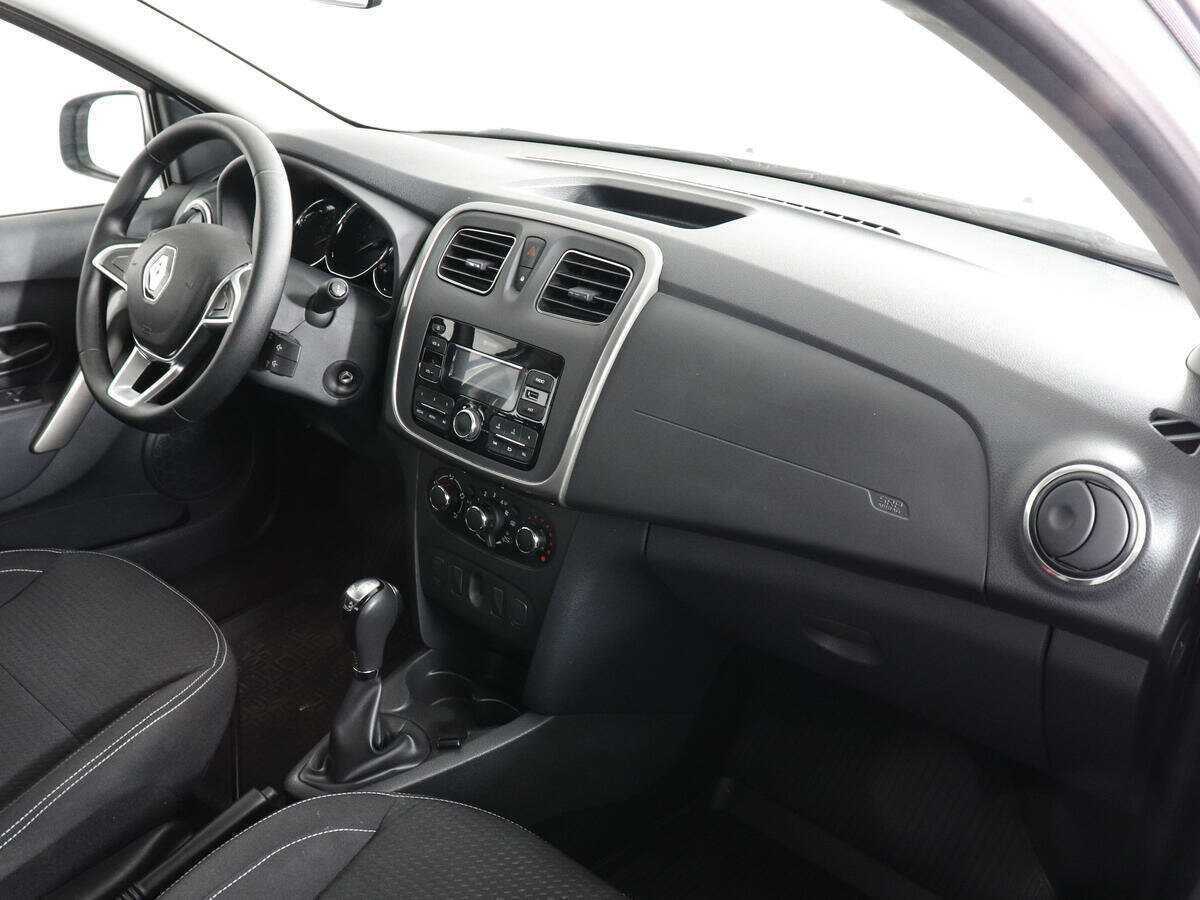 Рено Логан б/у, 2022, Автоматическая. Фото: #9