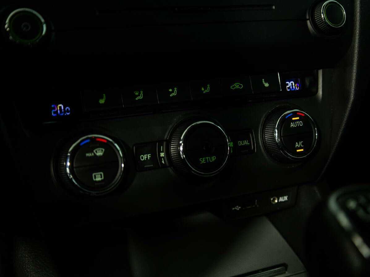 Шкода Октавия б/у, 2014, Механическая. Фото: #14