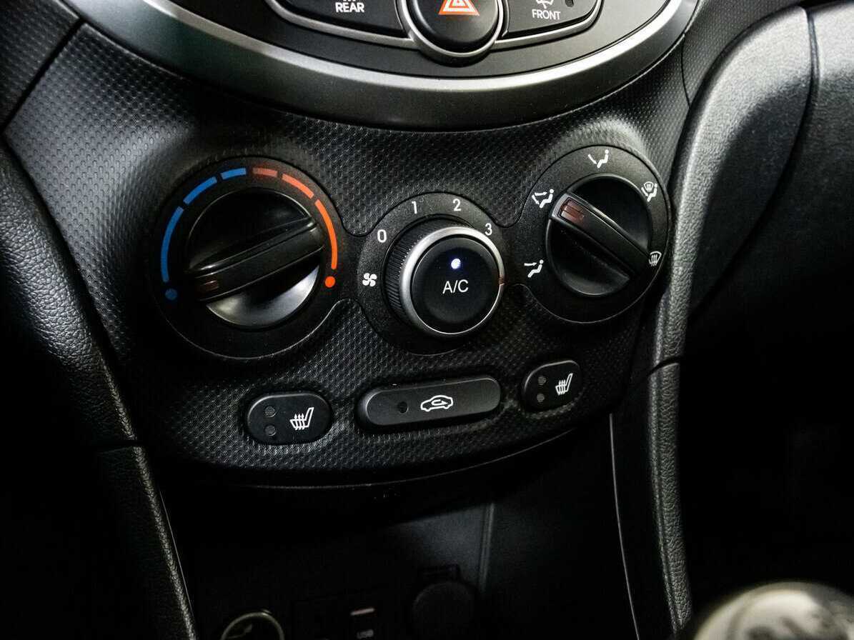 Хендай Солярис б/у, 2015, Механическая. Фото: #12