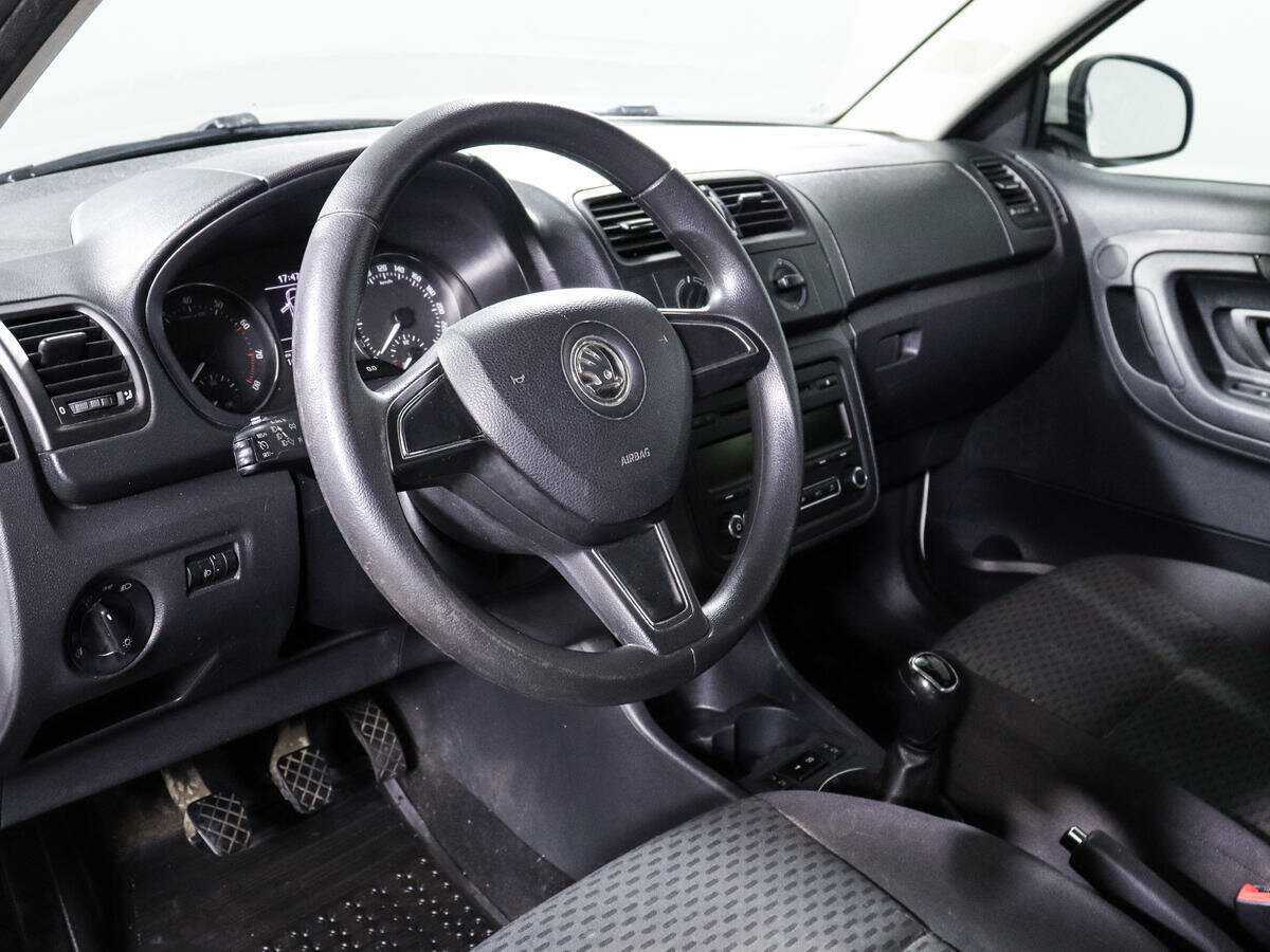 Шкода Фабия б/у, 2014, Механическая. Фото: #12