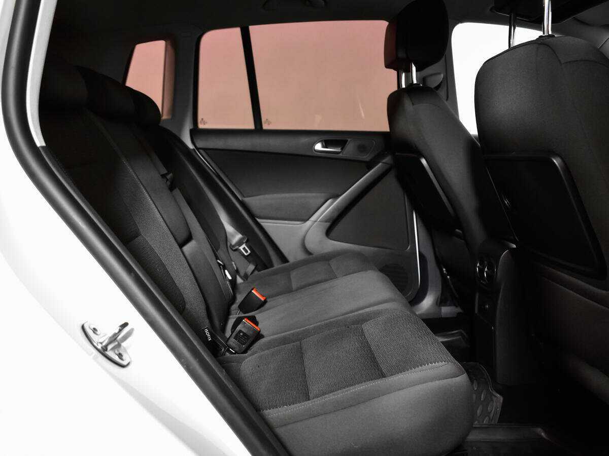 Фольксваген Тигуан б/у, 2015, Роботизированная. Фото: #9