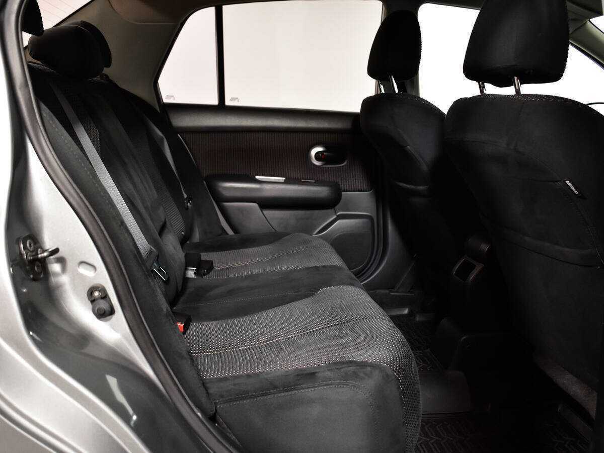 Ниссан Тиида б/у, 2013, Механическая. Фото: #9