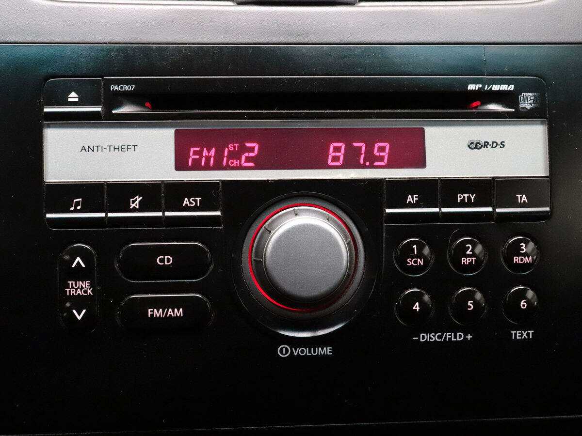 Сузуки С-Икс4 б/у, 2012, Механическая. Фото: #11