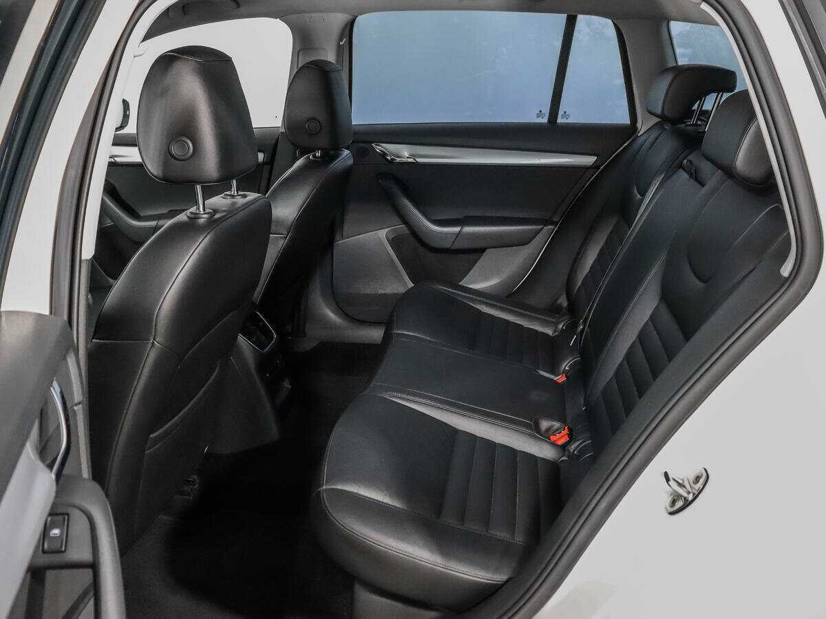 Шкода Октавия б/у, 2015, Роботизированная. Фото: #9