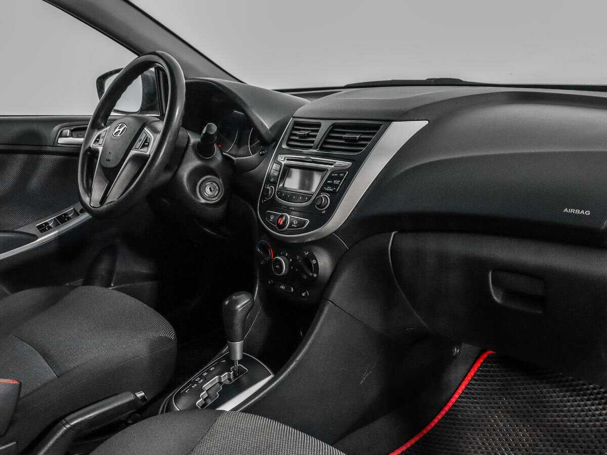 Хендай Солярис б/у, 2013, Автоматическая. Фото: #10