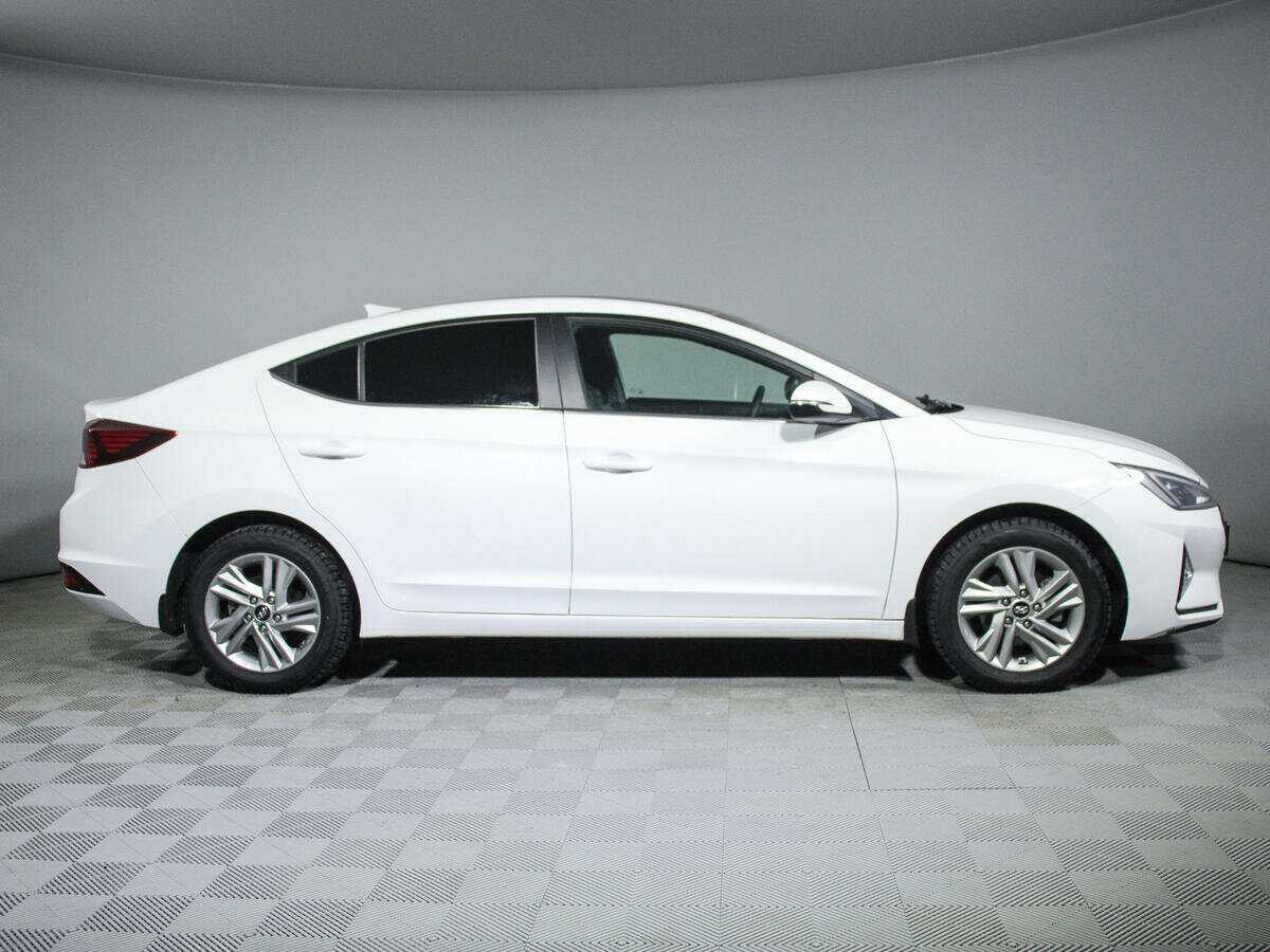 Хендай Елантра б/у, 2020, Автоматическая. Фото: #1