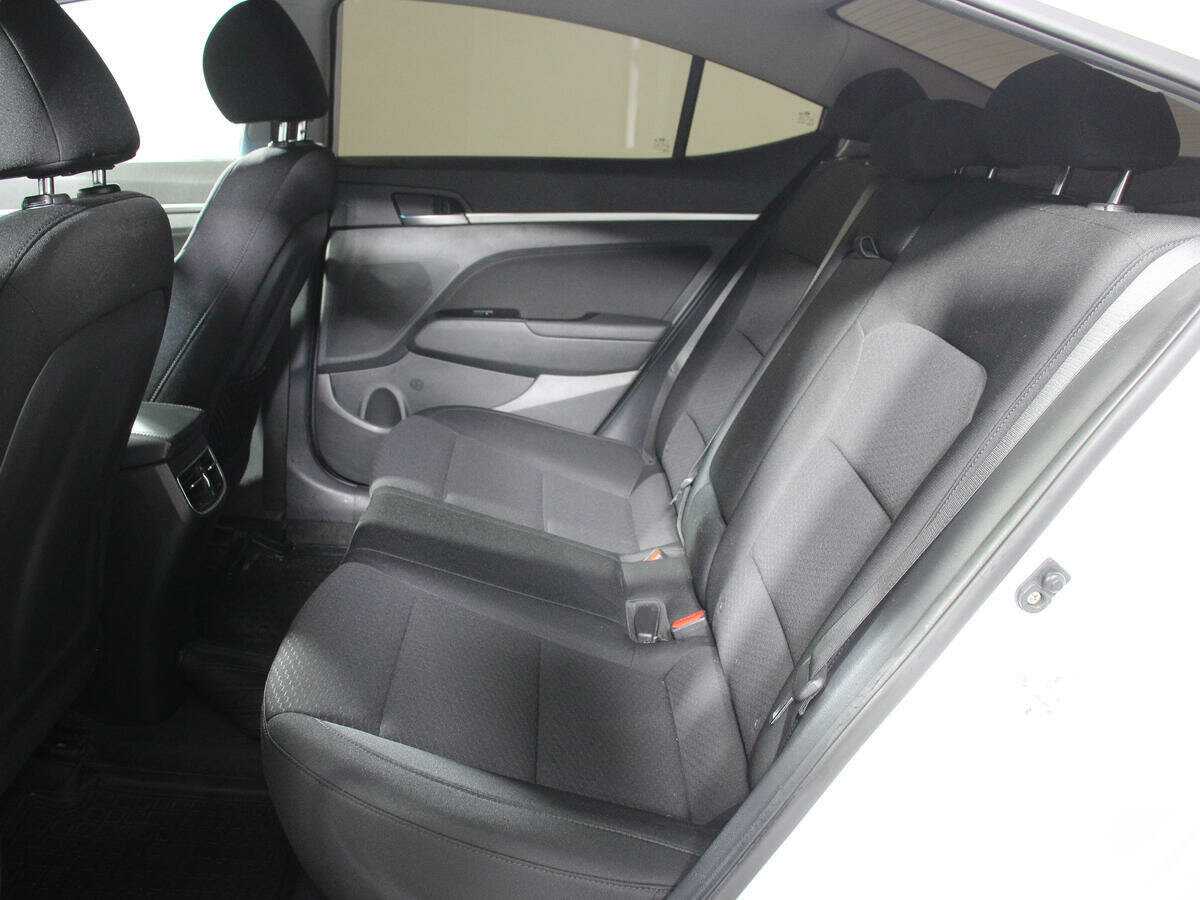 Хендай Елантра б/у, 2020, Автоматическая. Фото: #6