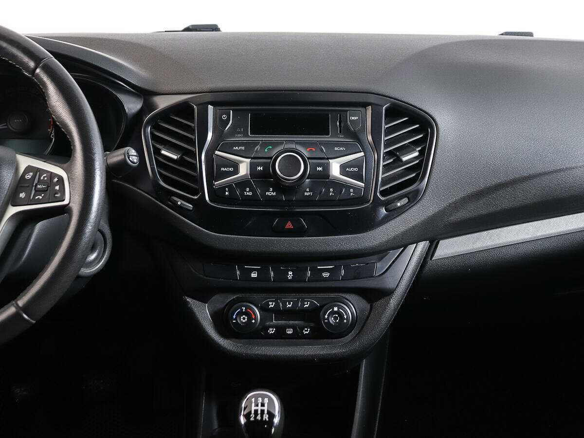 Лада (ВАЗ) Веста б/у, 2020, Механическая. Фото: #12