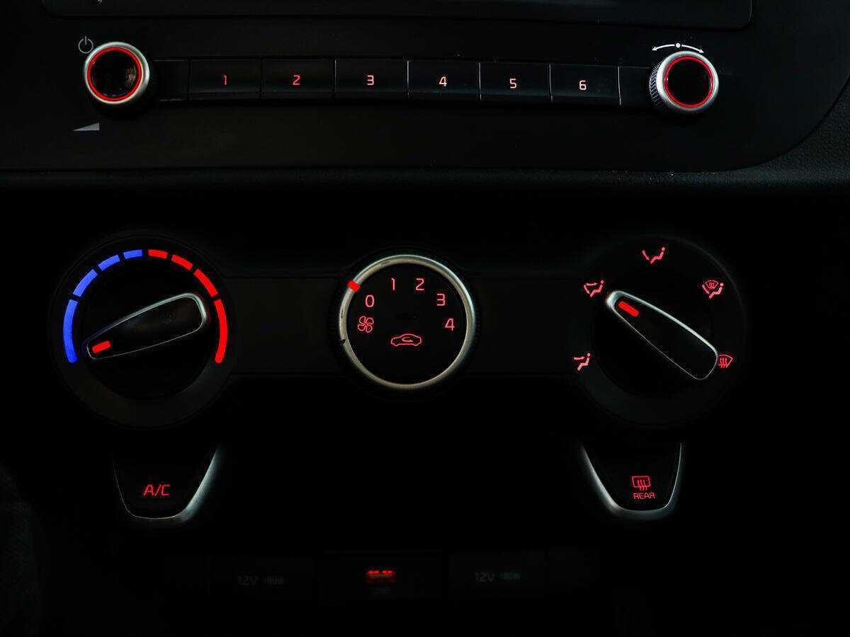 Киа Рио б/у, 2021, Автоматическая. Фото: #13