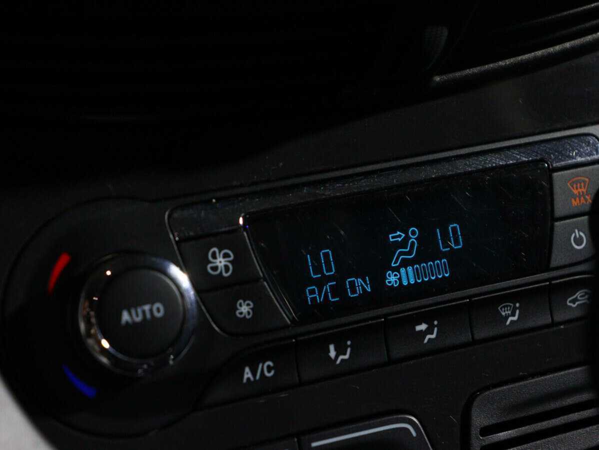 Форд Куга б/у, 2013, Автоматическая. Фото: #15