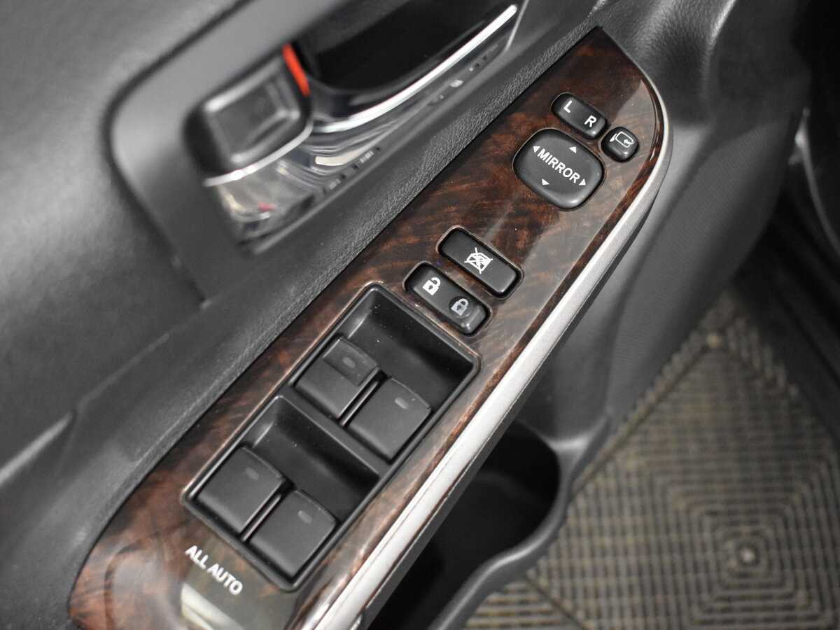 Тойота Камри б/у, 2015, Автоматическая. Фото: #7