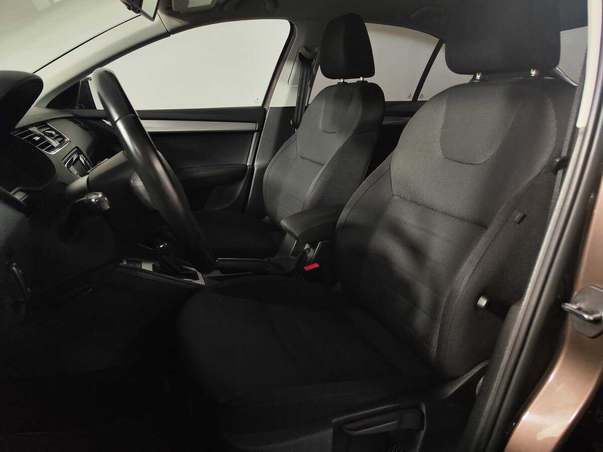 Шкода Октавия б/у, 2014, Роботизированная. Фото: #11