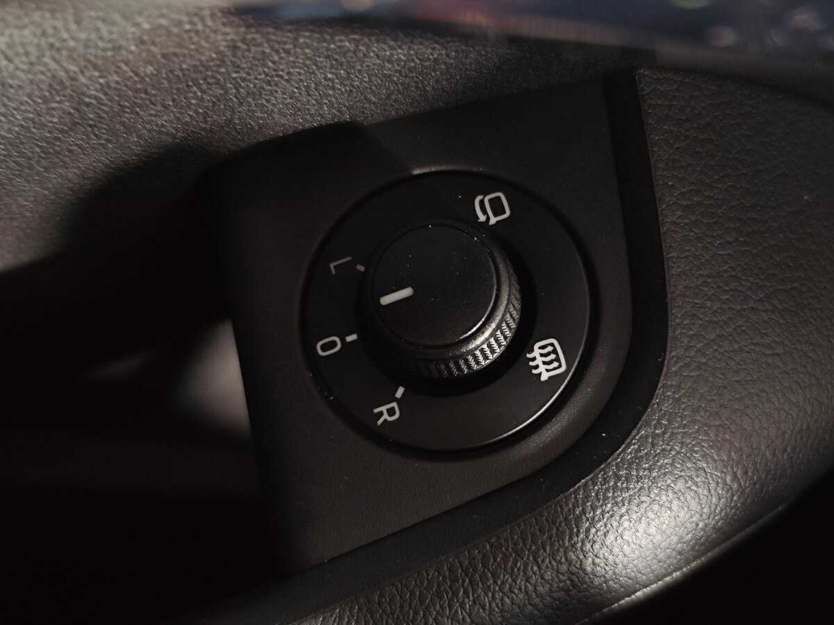 Шкода Октавия б/у, 2014, Роботизированная. Фото: #16