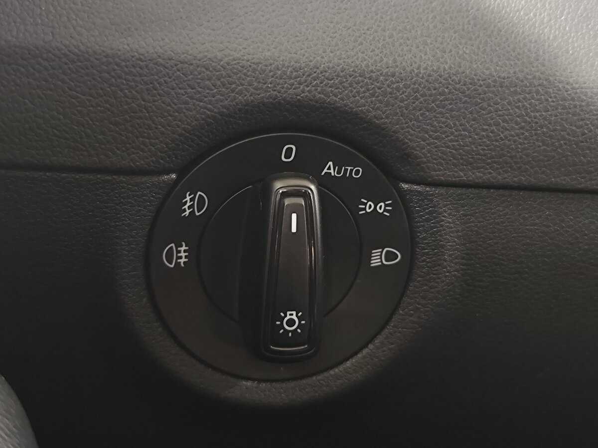 Шкода Октавия б/у, 2014, Роботизированная. Фото: #17