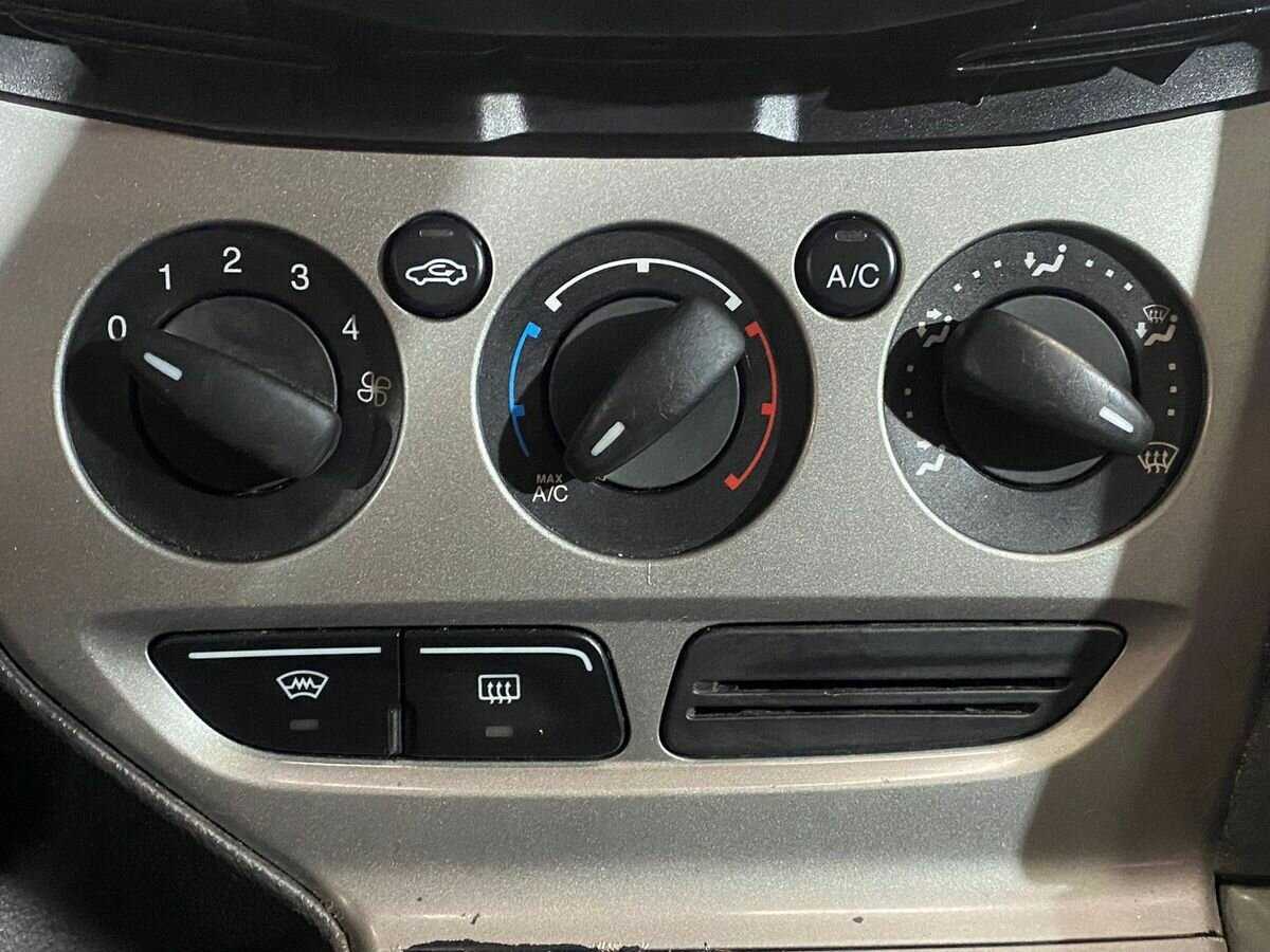 Форд Фокус б/у, 2013, Механическая. Фото: #12