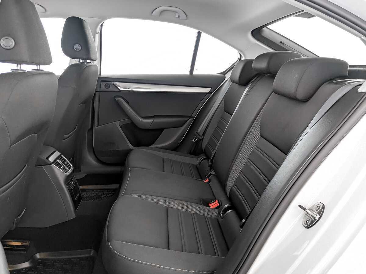 Шкода Октавия б/у, 2019, Механическая. Фото: #9