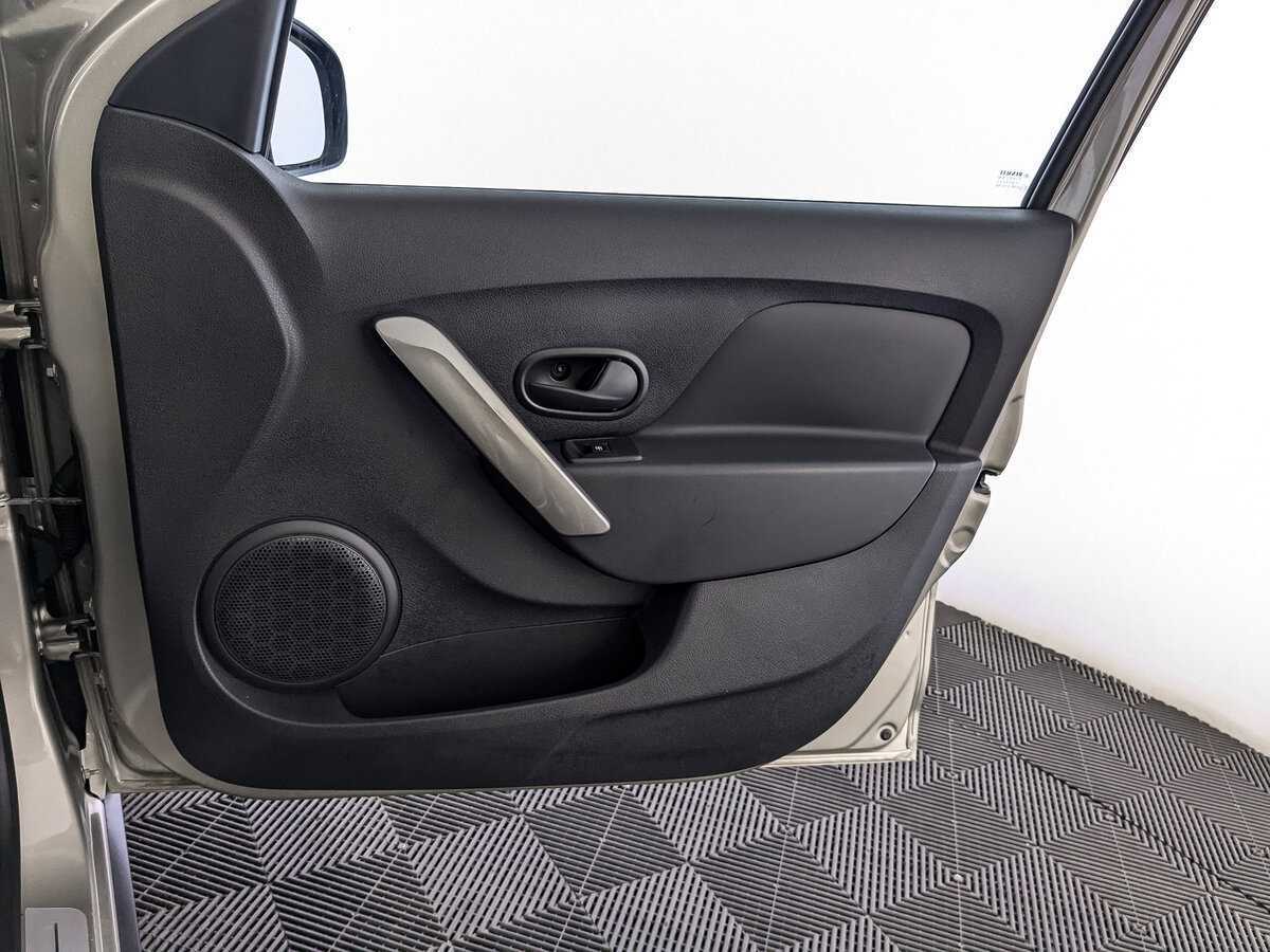 Рено Сандеро б/у, 2021, Механическая. Фото: #20