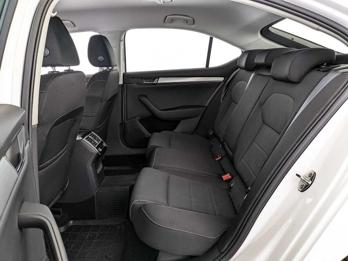 Шкода Суперб б/у, 2017, Роботизированная. Фото: #12