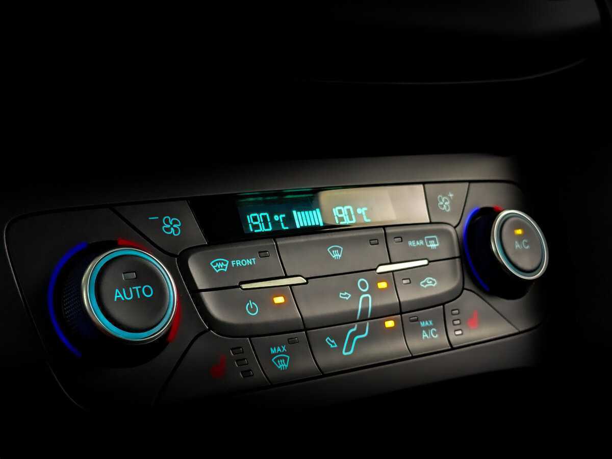 Форд Фокус б/у, 2017, Автоматическая. Фото: #20