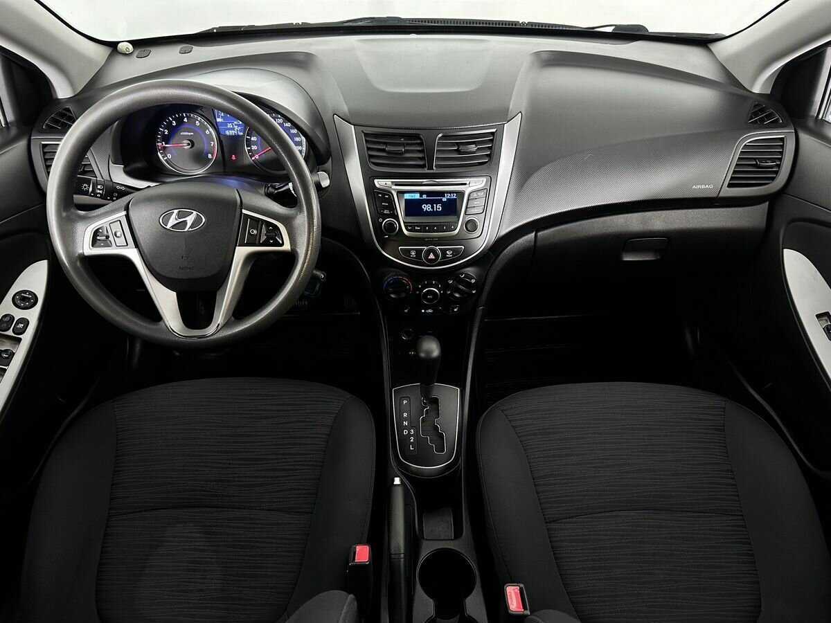 Хендай Солярис б/у, 2015, Автоматическая. Фото: #8