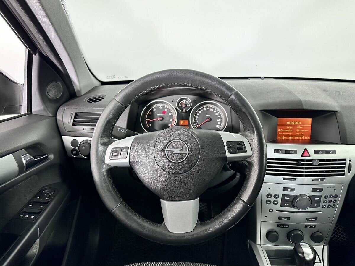 Опель Астра б/у, 2014, Автоматическая. Фото: #7