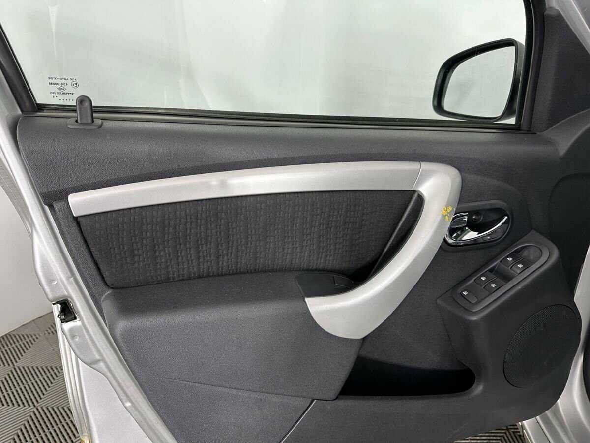 Ниссан Террано б/у, 2015, Автоматическая. Фото: #7