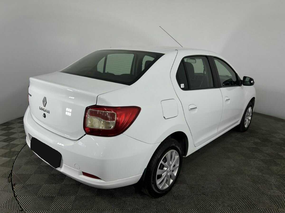 Рено Логан б/у, 2016, Автоматическая. Фото: #5