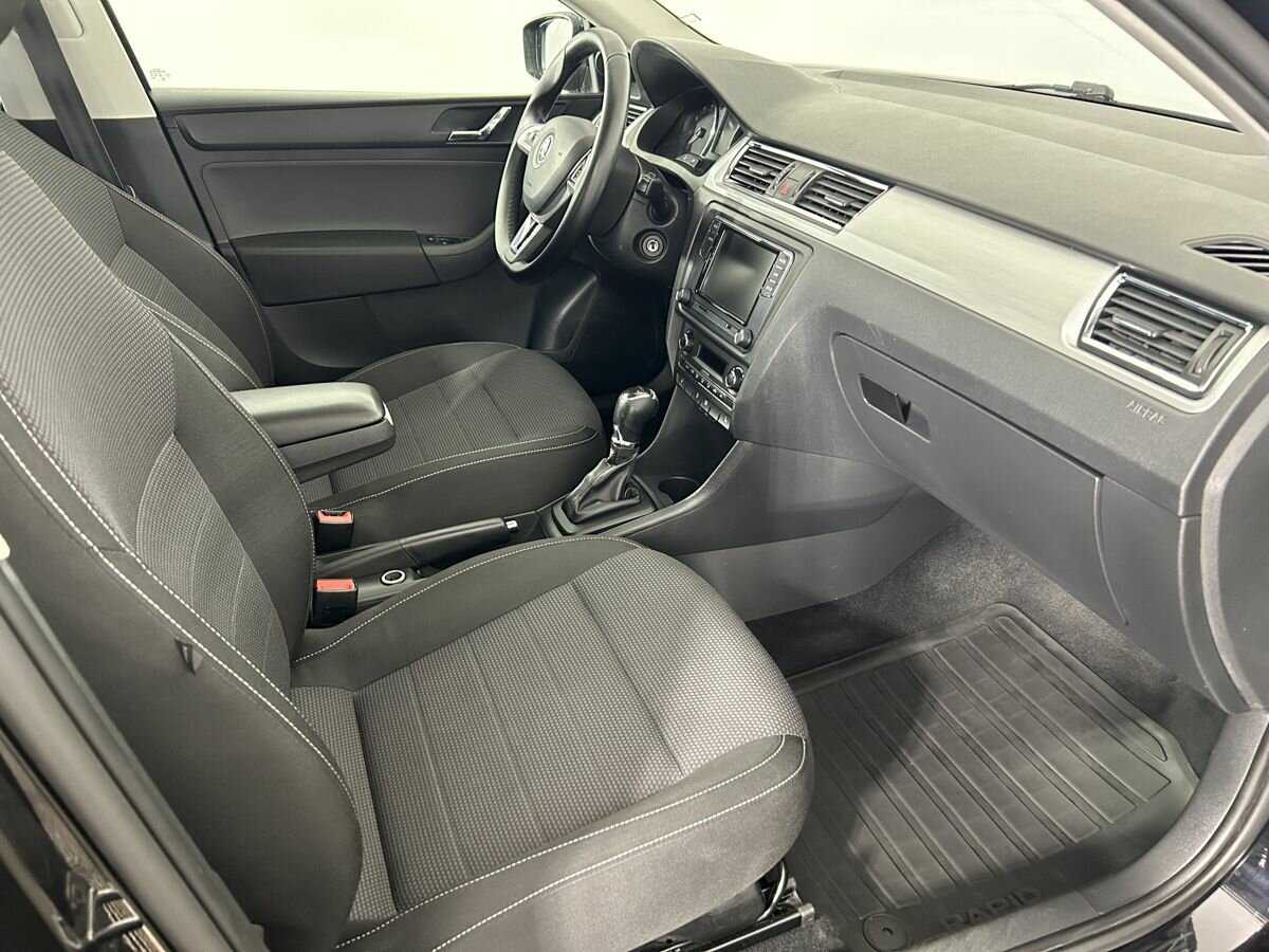 Шкода Рапид б/у, 2014, Автоматическая. Фото: #13